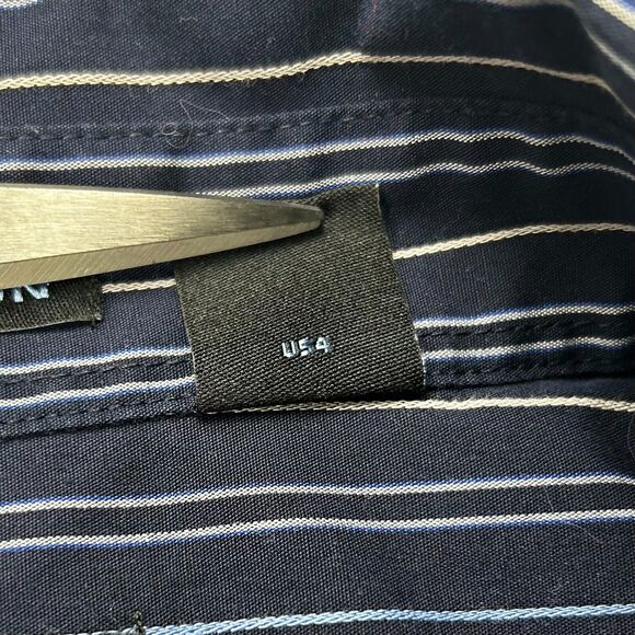 Van Heusen No Iron Men's L 16-16.5 Long-Sleeve Button Down Shirt Blue w/ Stripes - Picture 4 of 10